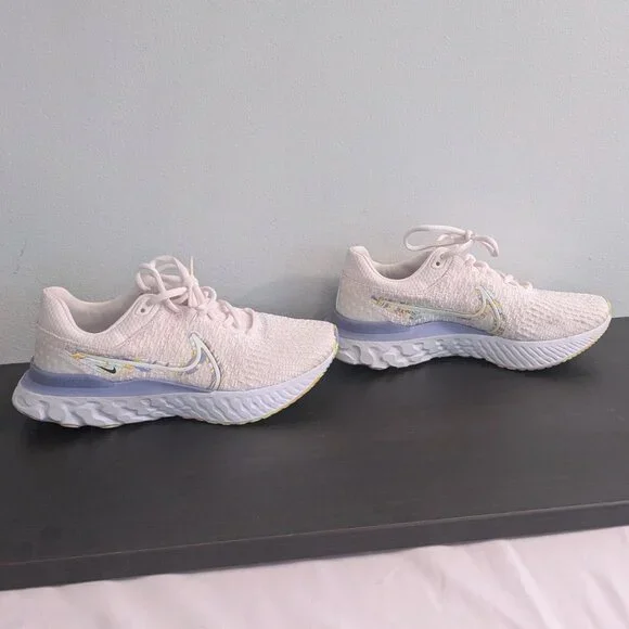 nike react flyknit pink 7.5 sneaker athletic shoe comfort - Picture 2 of 9